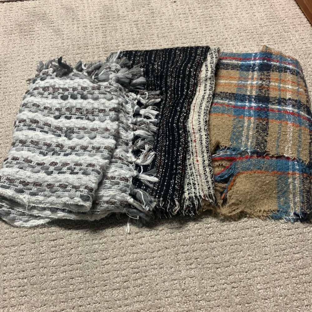 Scarf Lot